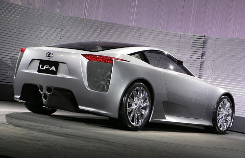 LEXUS