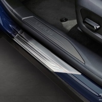 Nerez kryty prahů Lines Lexus RX V (AL3) -- od roku výroby 2022- Nerez kryty prahů Lines Lexus RX V (AL3) -- od roku výroby 2022-
